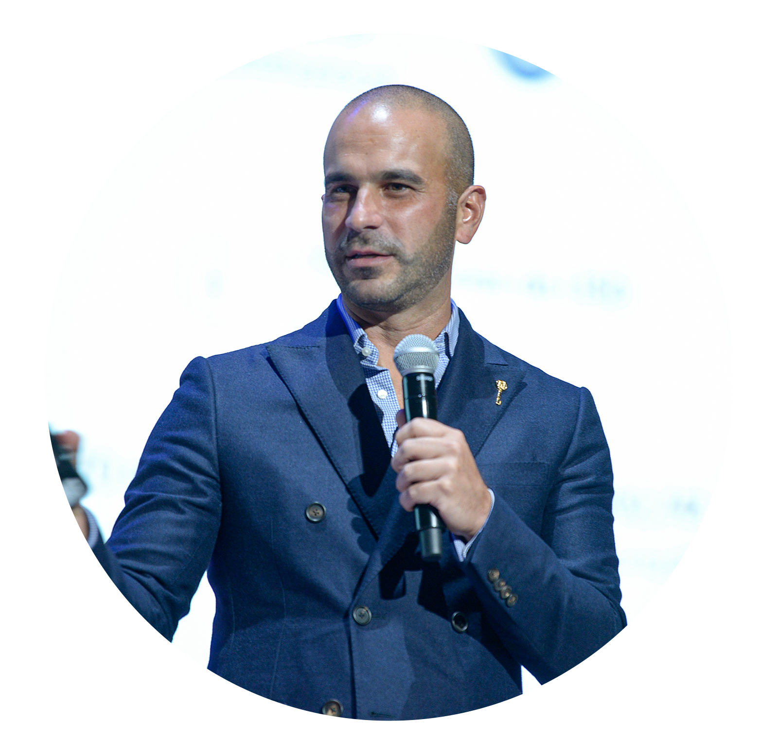 Mauricio Domenzain
